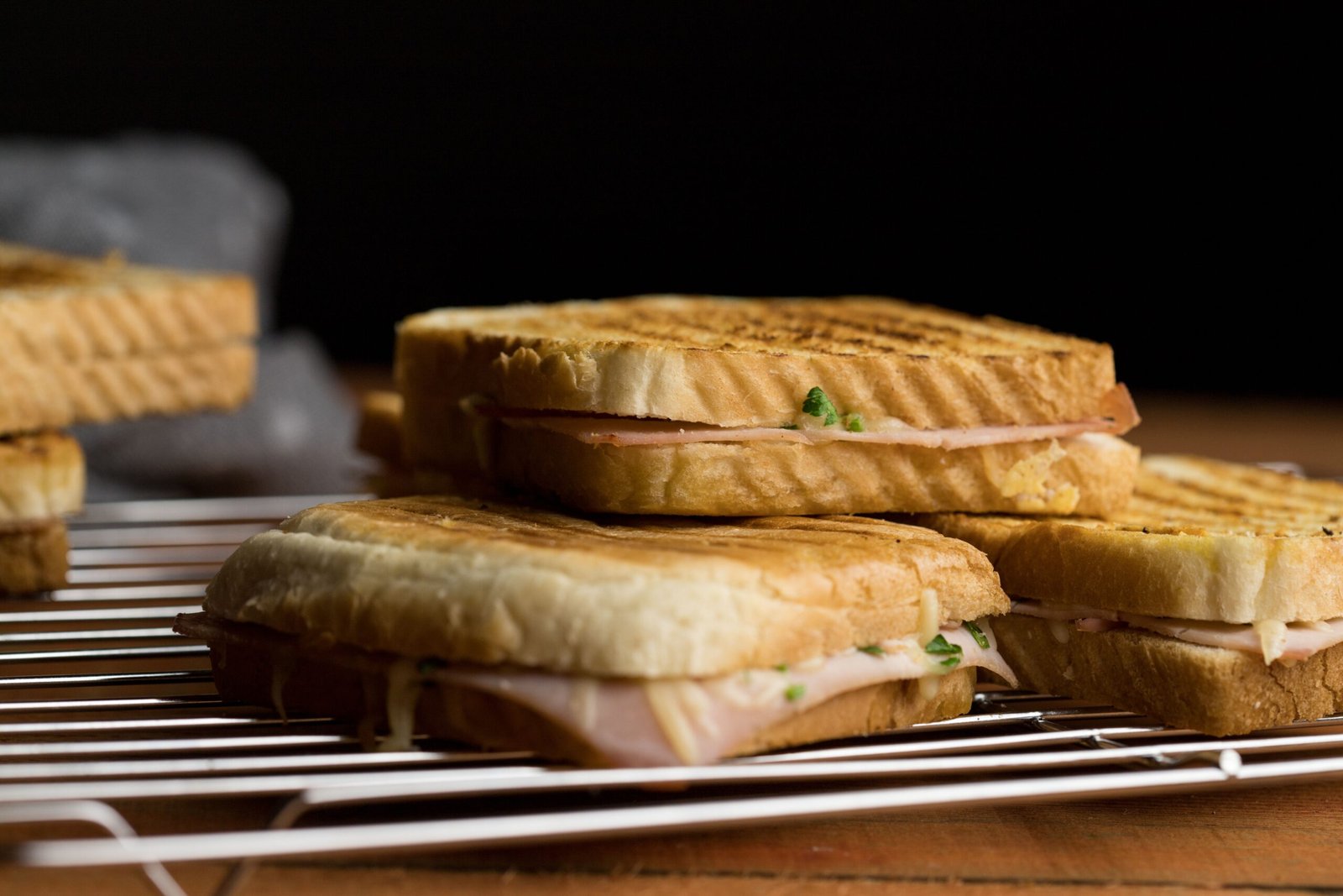 Braaibroodjie (Braai Toasties)